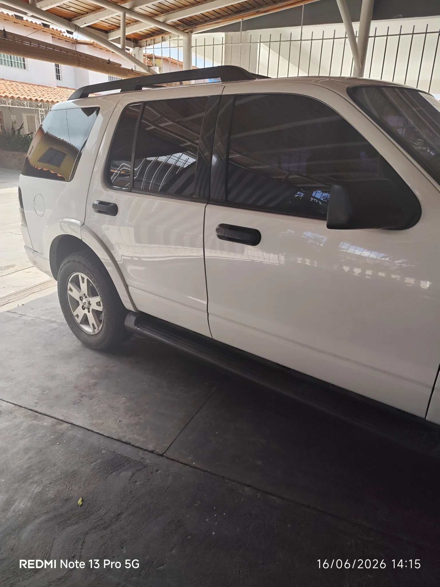 Caminhonete Ford Explorer XLT 2010 en Yaritagua