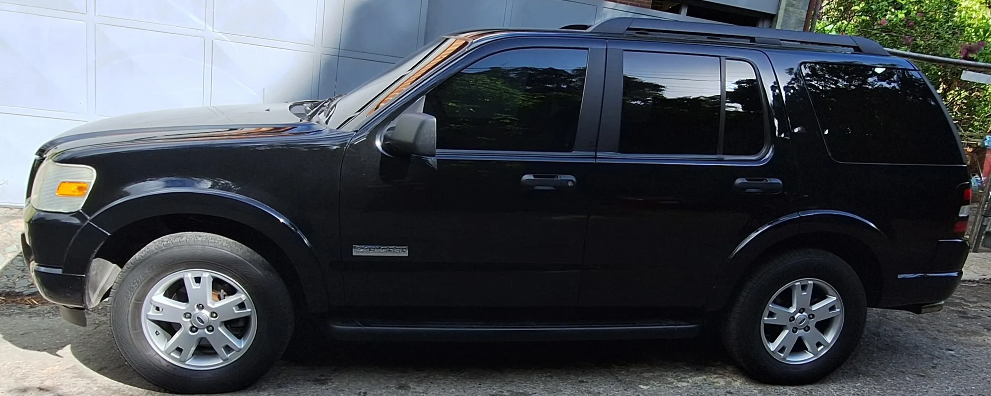 Camioneta Ford Explorer 2010 en Caracas — foto 3