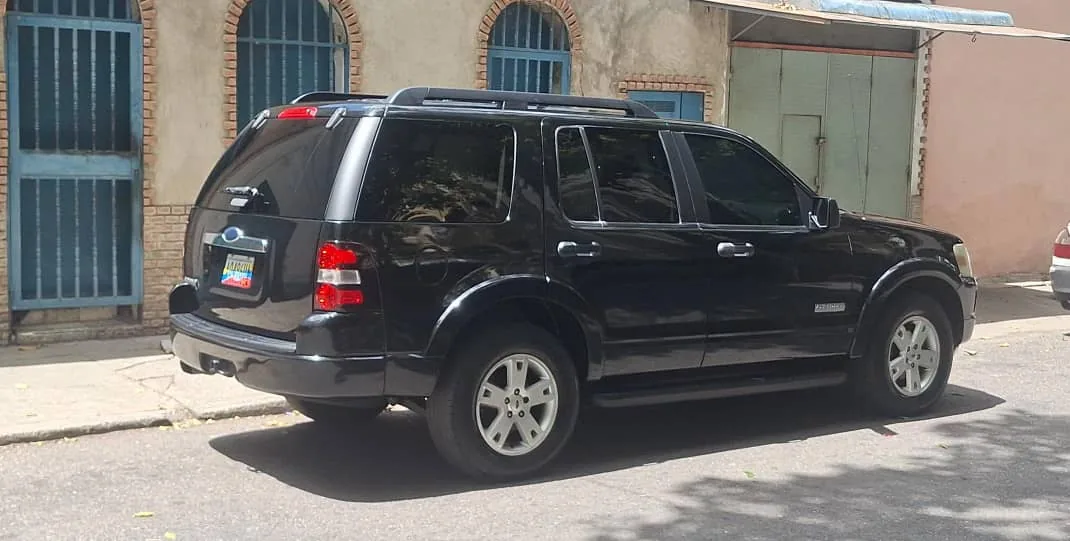 Caminhonete Ford Explorer 2010 en Caracas