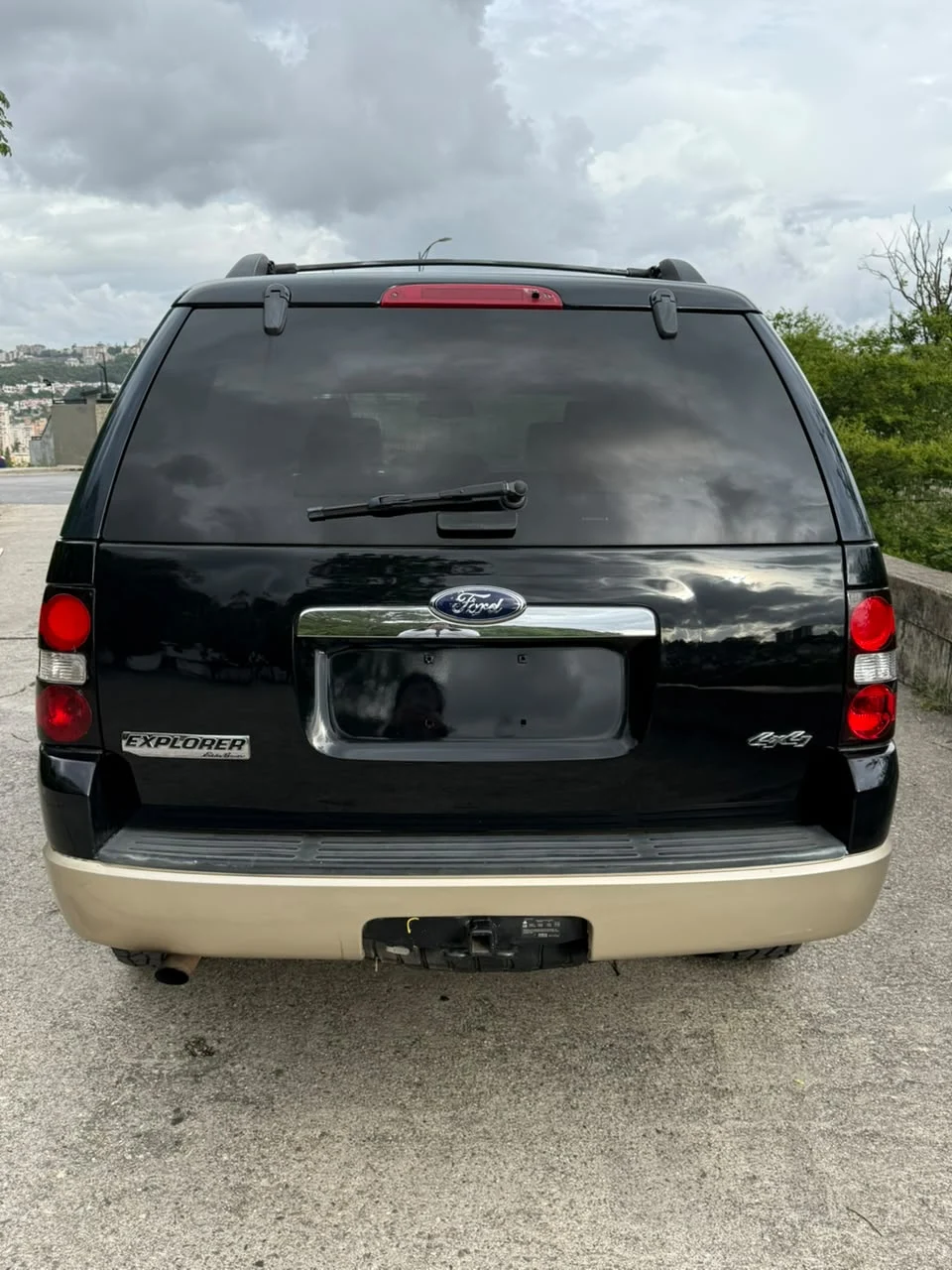 Caminhonete Ford Explorer Eddie Bauer 2009 en Caracas — foto 2