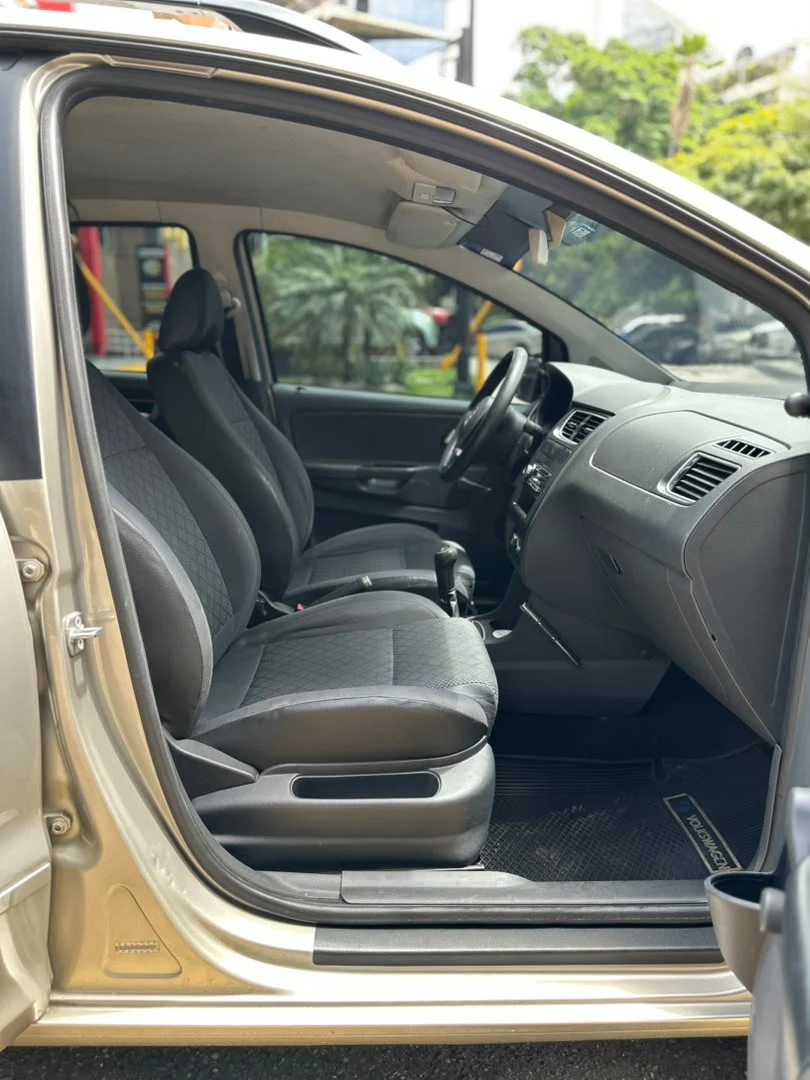 Carro Volkswagen Spacefox 2013 en Caracas — foto 7