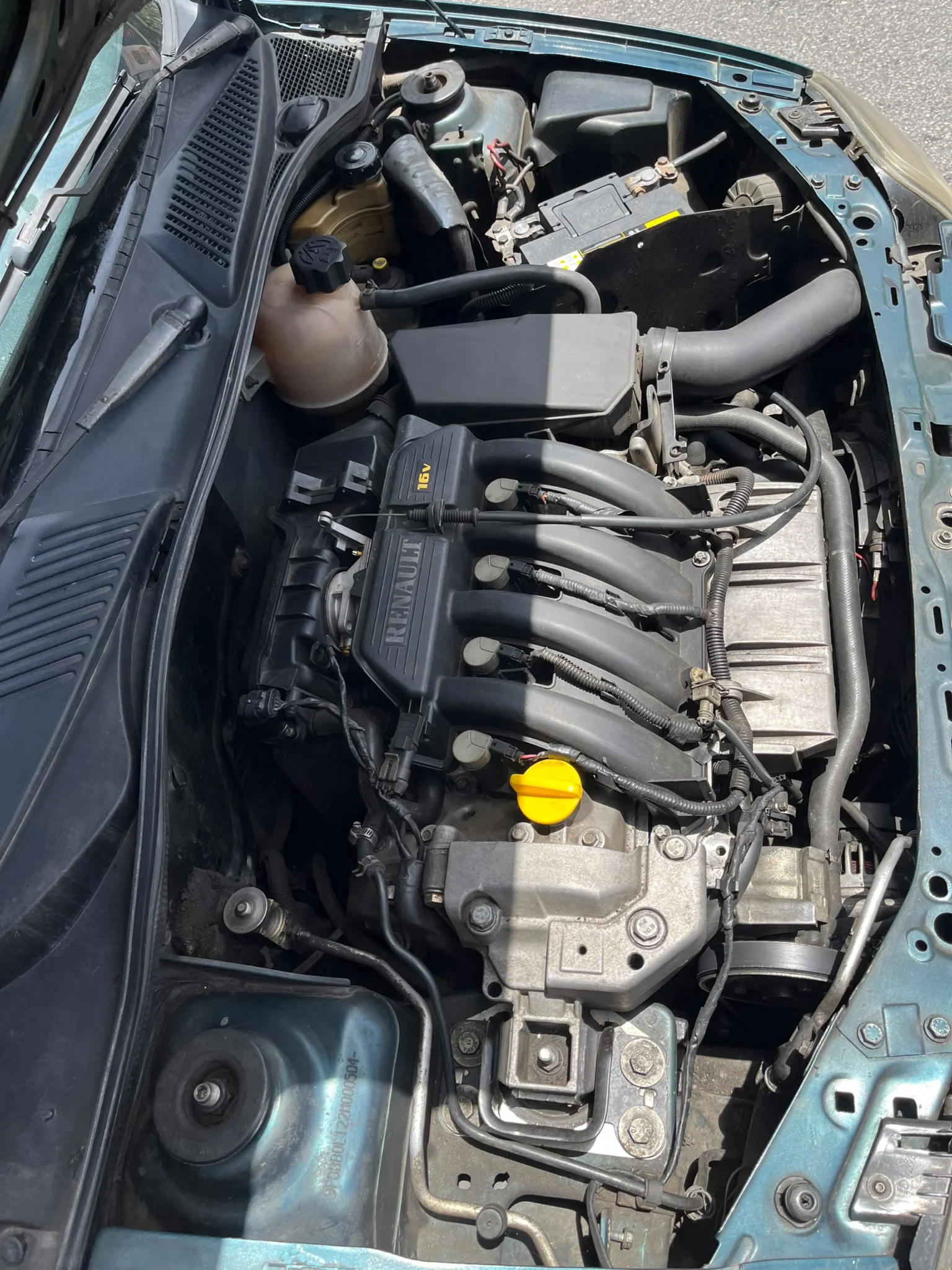 Carro Renault Clio 2002 en Caracas — foto 8