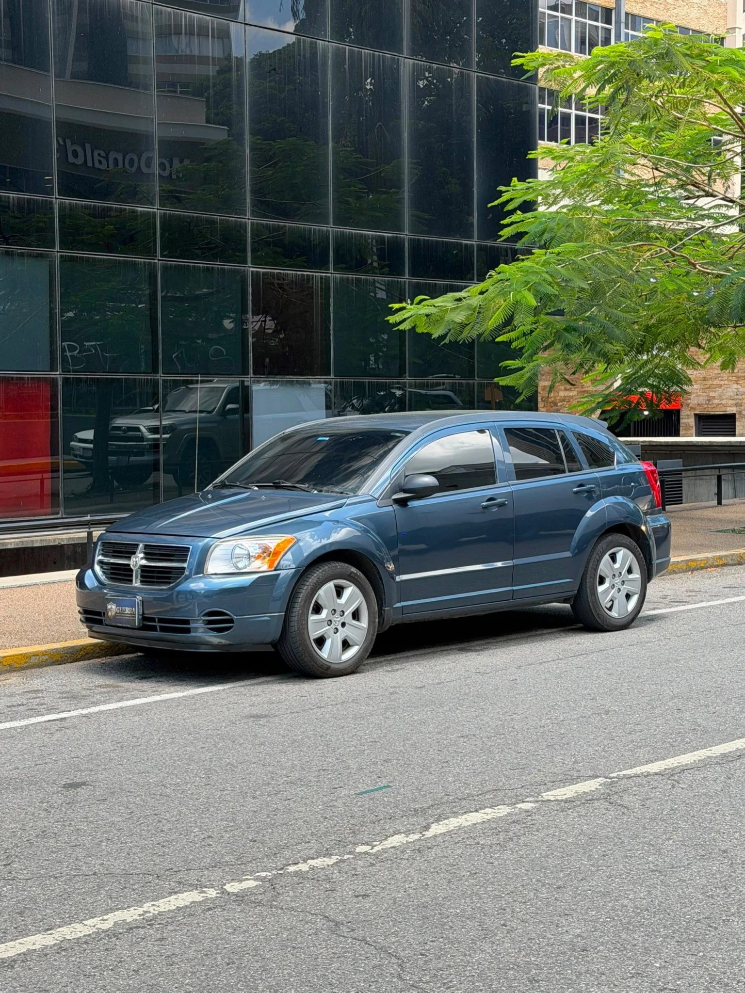 Caminhonete Dodge Caliber 2009 en Caracas — foto 8
