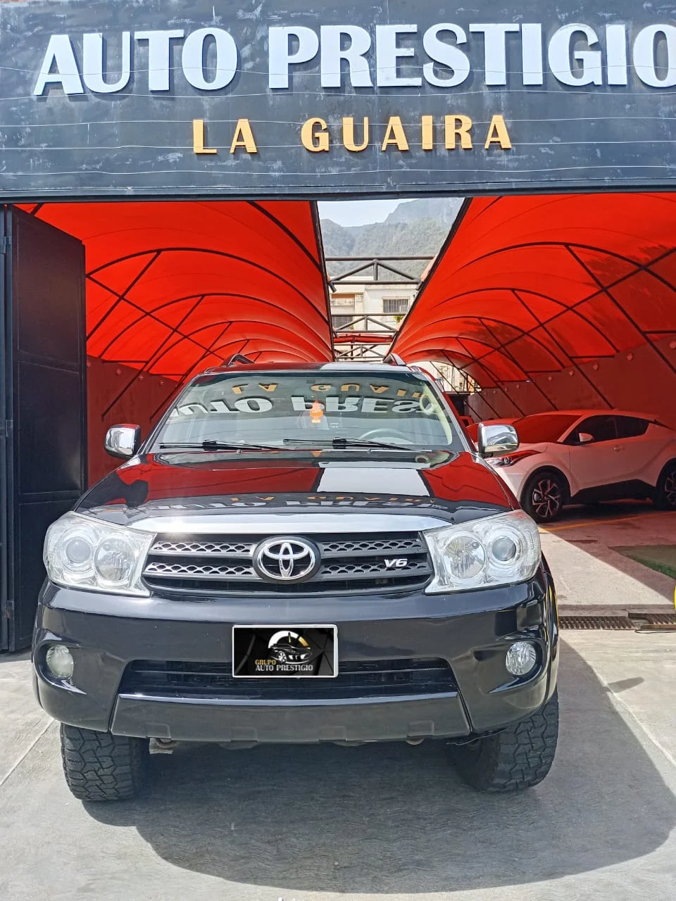 Toyota Fortuner 2011 en La Guaira — foto 2