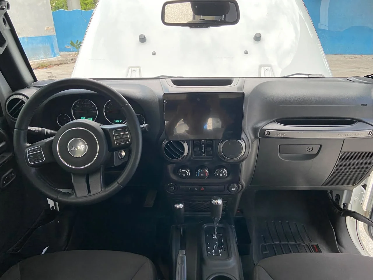 Caminhonete Jeep Gladiator Rubicon 2015 en Caracas — foto 4