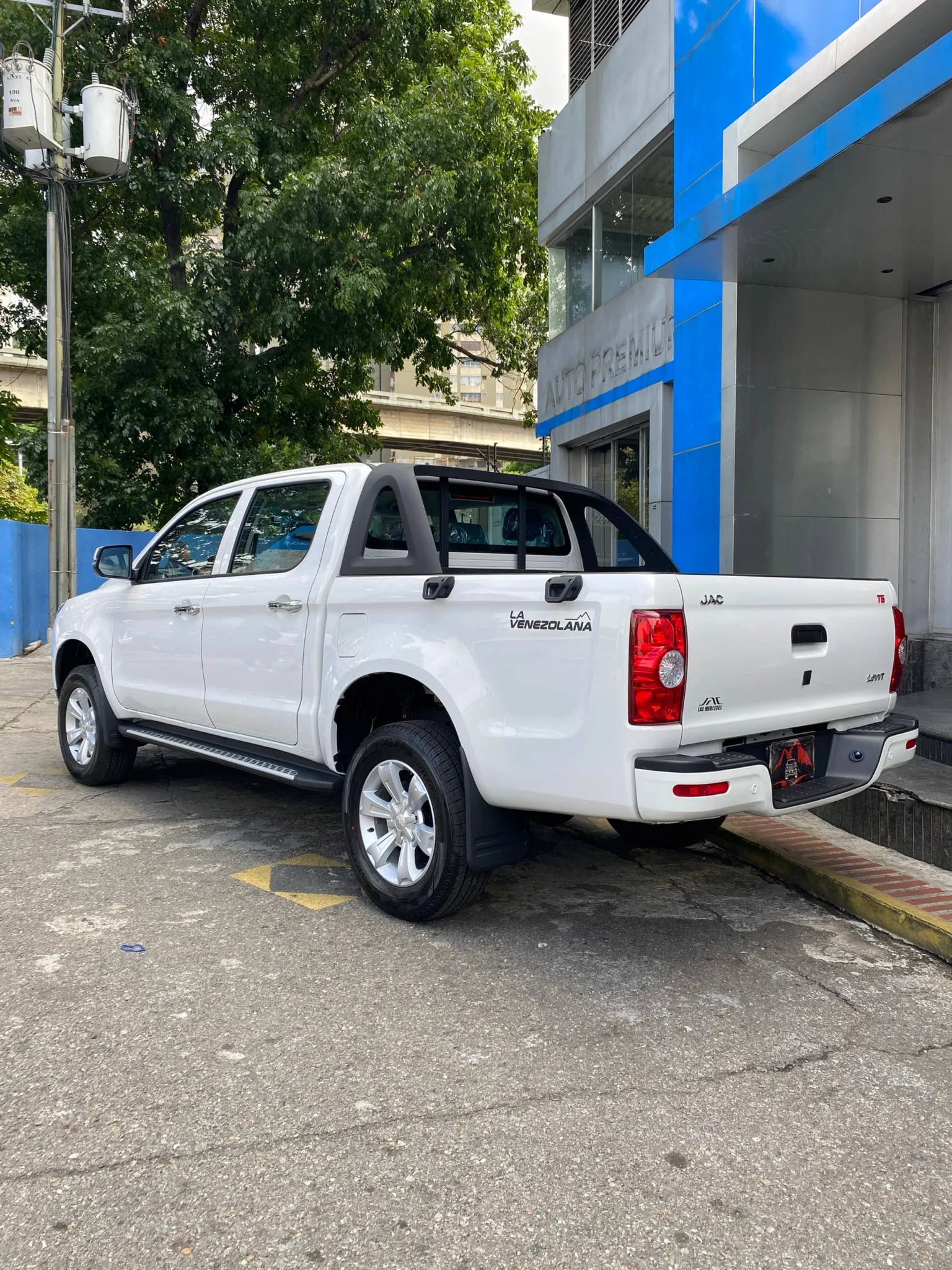 Caminhonete JAC T6 2026 en Caracas — foto 3