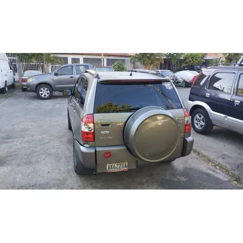 Hatchback Chery Tiggo 2013 en Guatire — foto 3