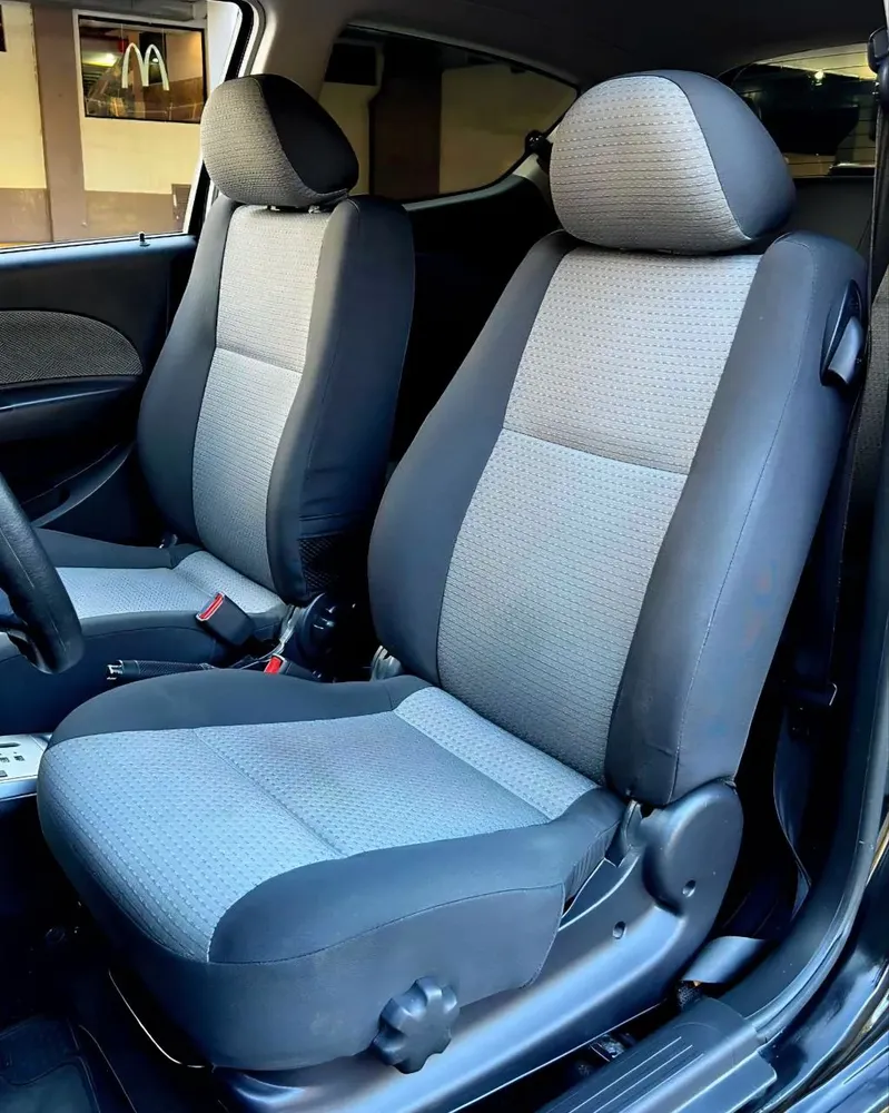 Hatchback Chevrolet Aveo Speed LT 2013 en Caracas — foto 13