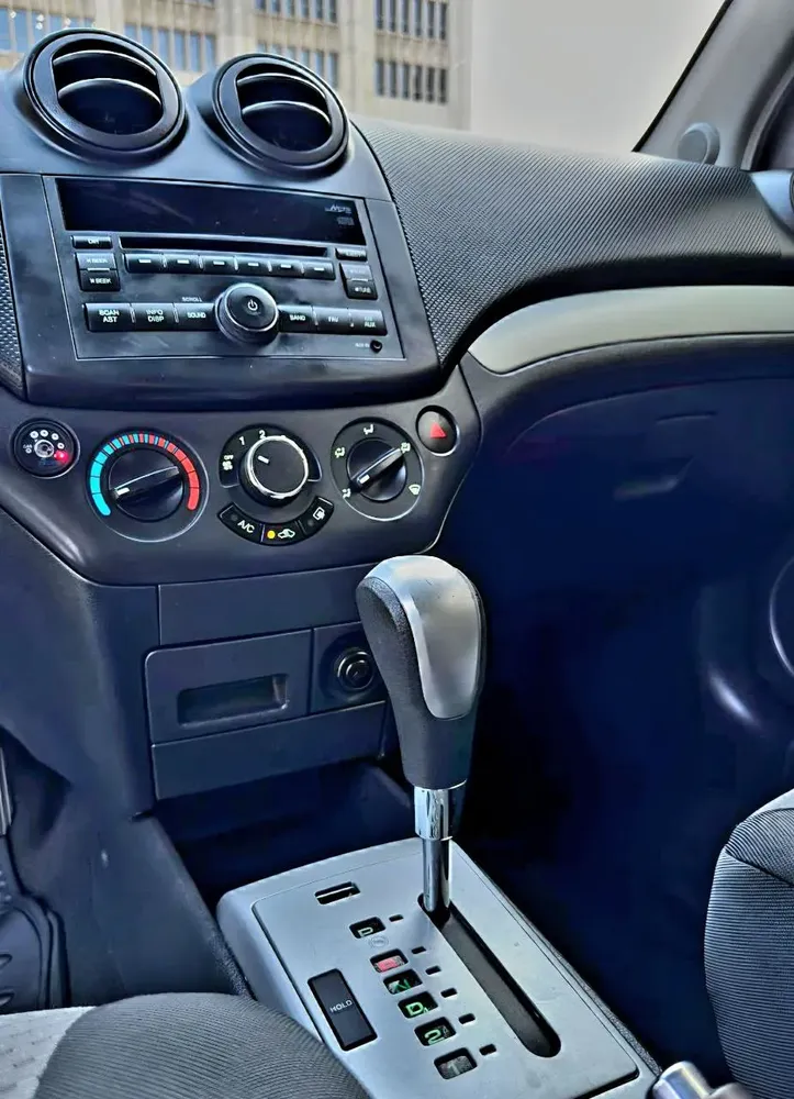 Hatchback Chevrolet Aveo Speed LT 2013 en Caracas — foto 14