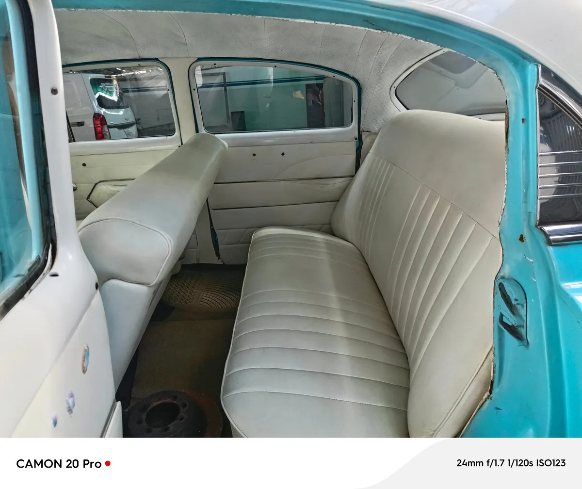 Sedã Chevrolet Belair 2000 en Caracas — foto 5