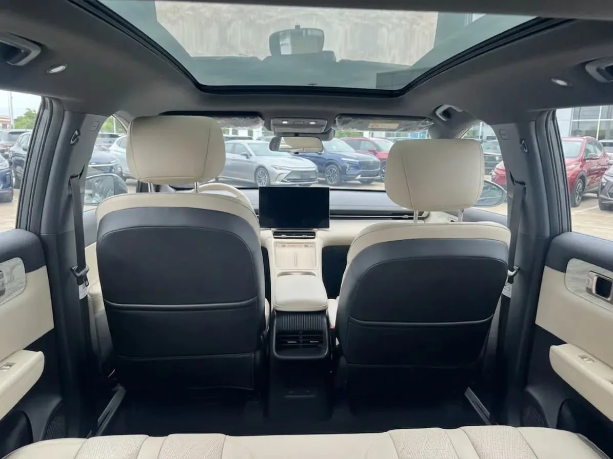 SUV Chevrolet Captiva EV Premier 2026 en Caracas — foto 7