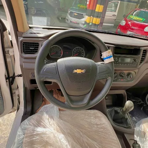 Van Chevrolet Panel N400 2023 en Caracas — foto 8