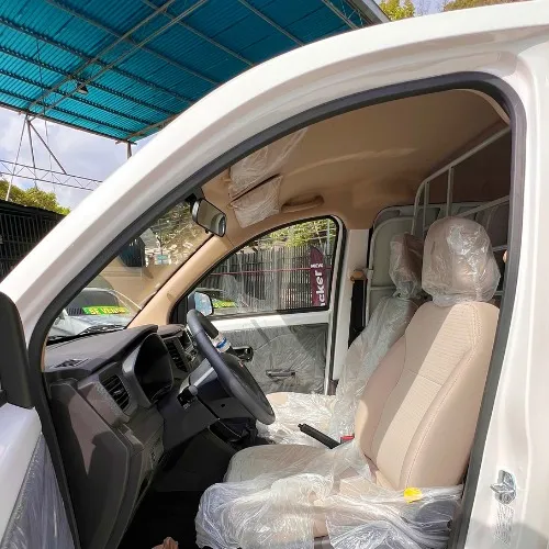Van Chevrolet Panel N400 2023 en Caracas — foto 9