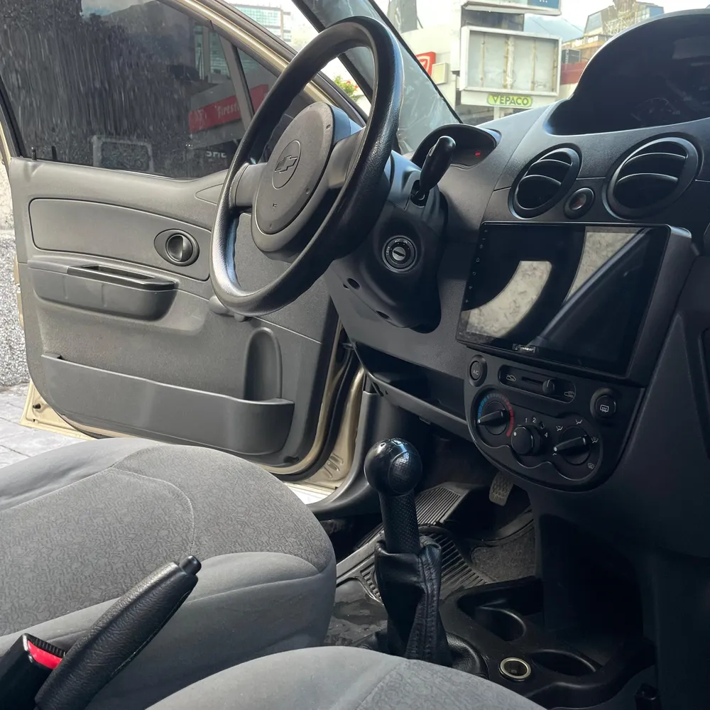 Hatchback Chevrolet Spark 2011 en Caracas — foto 12