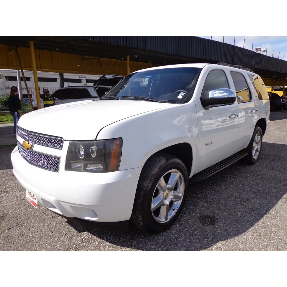 Caminhonete Chevrolet Tahoe LTZ 2013 en Caracas — foto 12