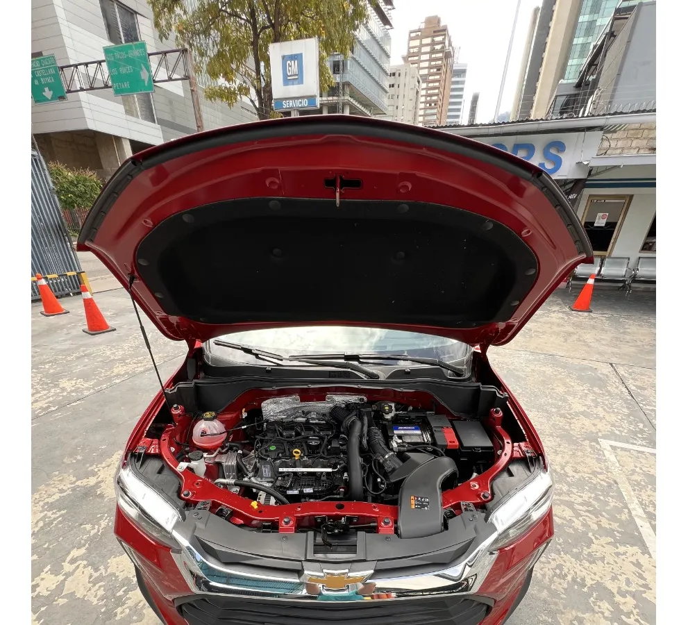 SUV Chevrolet Tracker 2024 en Caracas — foto 7