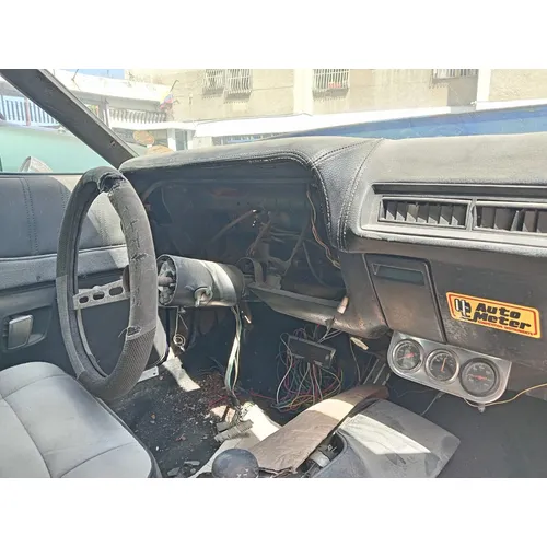 Sedã Dodge Charger GT 1971 en Maiquetía — foto 8