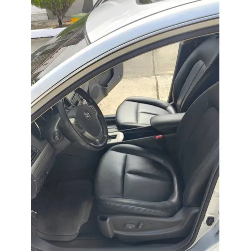 Sedã Dongfeng A60 2022 en Caracas — foto 5