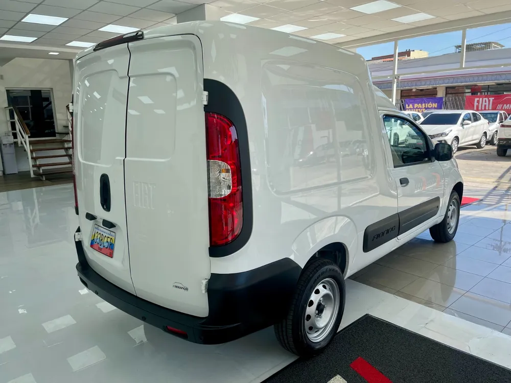 Furgão Fiat Fiorino 2026 en Valencia — foto 9