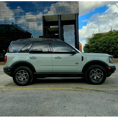 Crossover Ford Bronco Sport Wildtrak 2024 en Caracas — foto 8