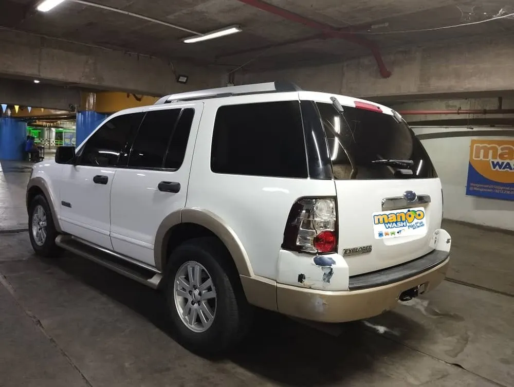 Caminhonete Ford Explorer Sport 2006 en Caracas — foto 15