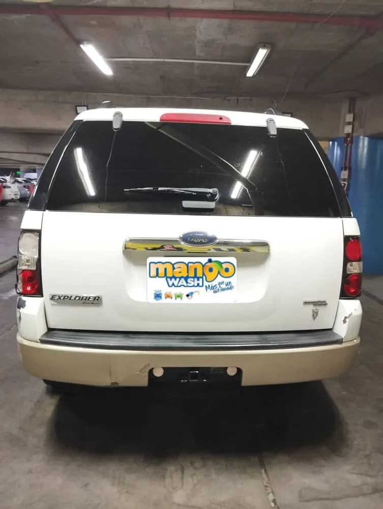 Caminhonete Ford Explorer Sport 2006 en Caracas — foto 9
