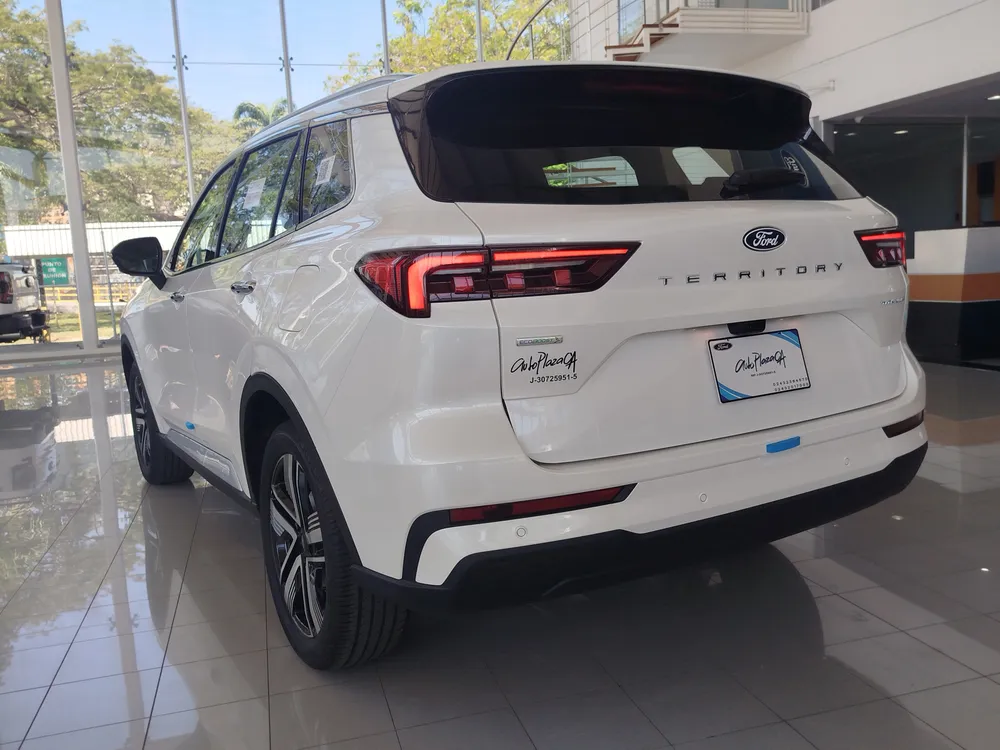 SUV Ford Territory Titanium 2026 en Maracay — foto 10