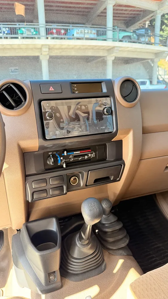 Picape Toyota Land Cruiser Hembrita LX 2023 en La Colonia Tovar — foto 10