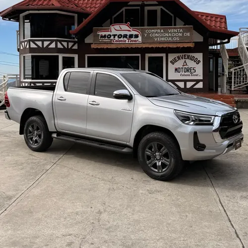Picape Toyota Hilux 2025 en La Colonia Tovar