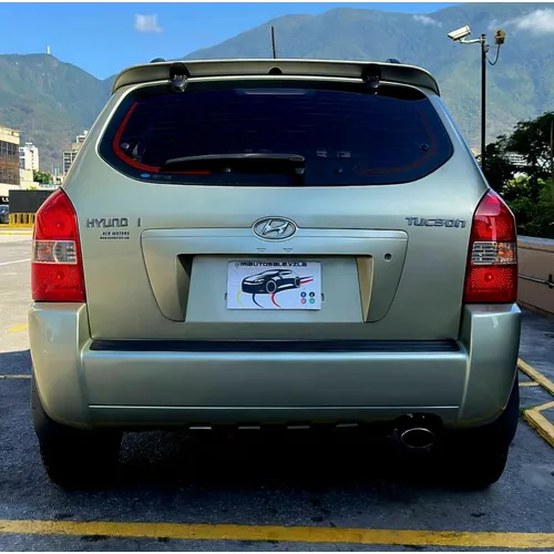 Crossover Hyundai Tucson 2007 en Caracas — foto 7