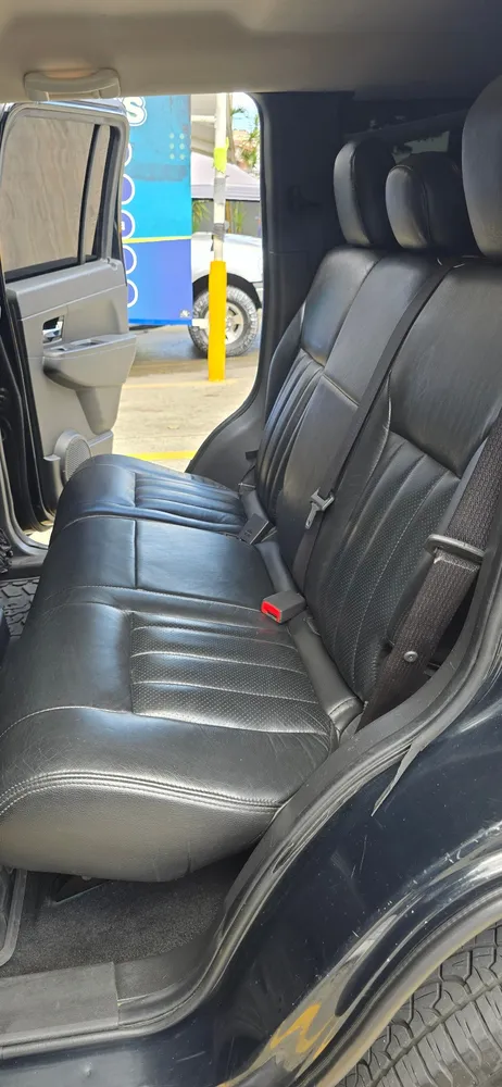 SUV Jeep Cherokee kk 2013 en Caracas — foto 9