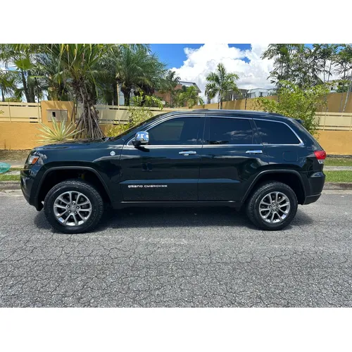 Off-Road Jeep Grand Cherokee 4G 2013 en Caracas — foto 7