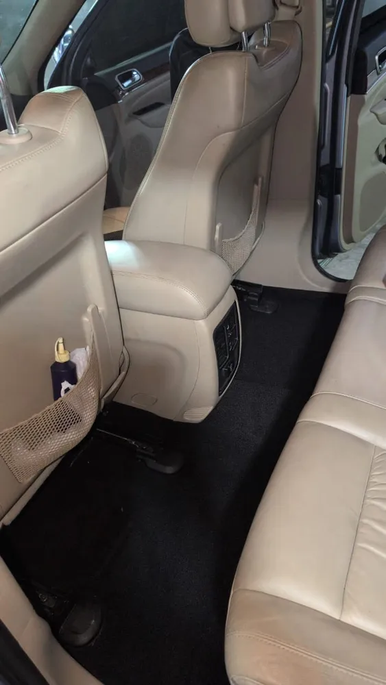 Caminhonete Jeep Grand Cherokee Limited 2012 en Caracas — foto 10