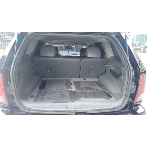 SUV Jeep Grand Cherokee 2007 en Caracas — foto 8