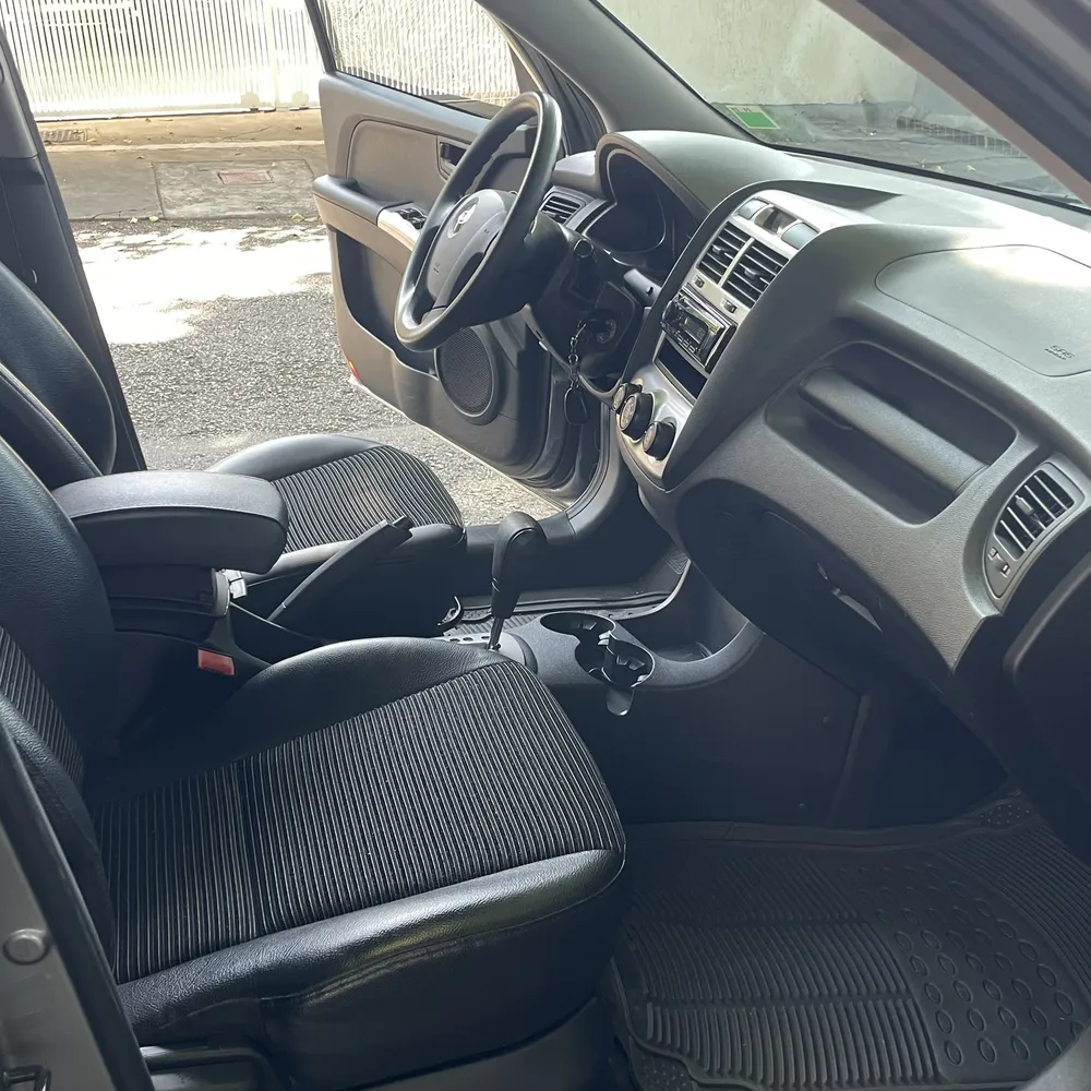 SUV Kia Sportage 2007 en Caracas — foto 11
