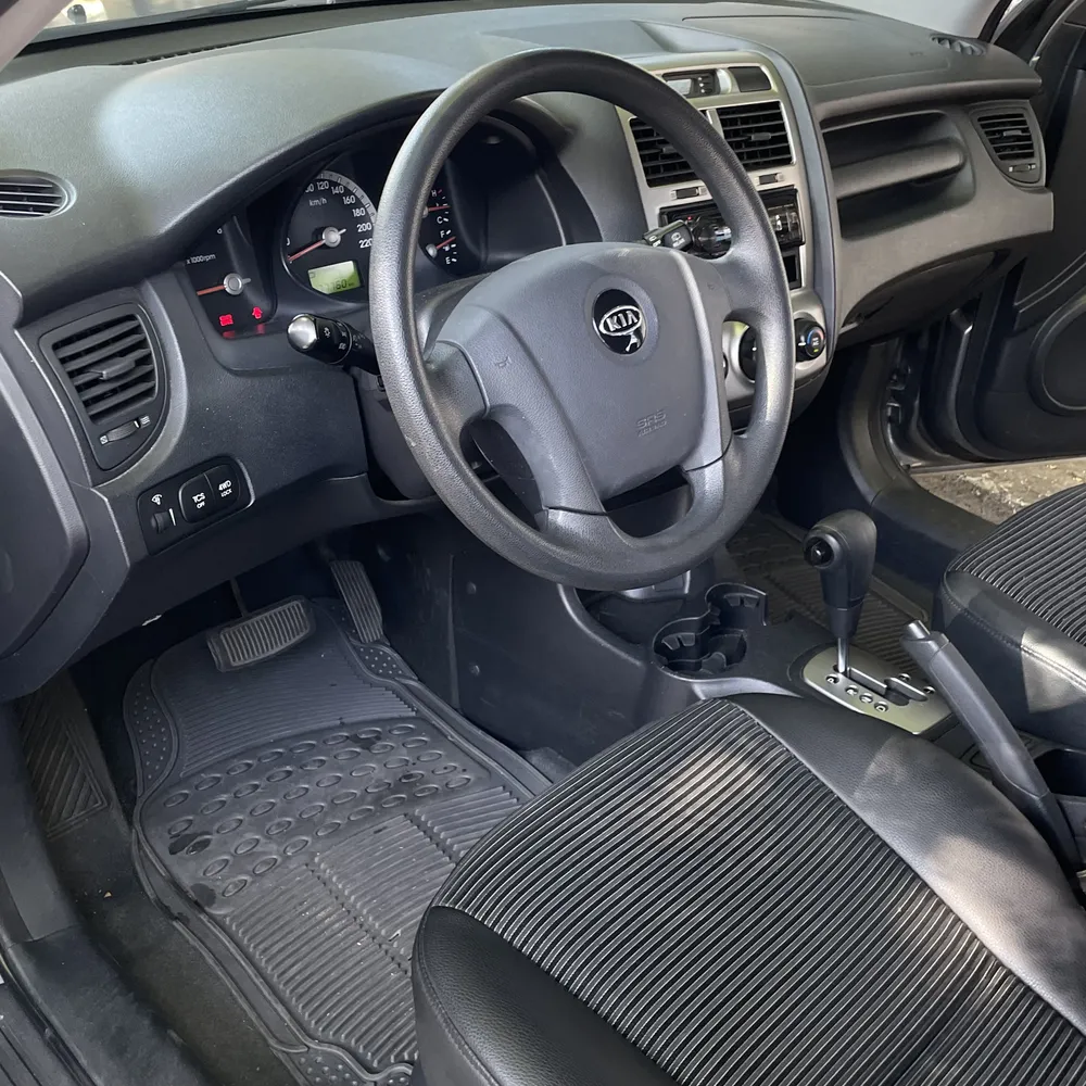 SUV Kia Sportage 2007 en Caracas — foto 12