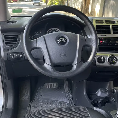 SUV Kia Sportage 2007 en Caracas — foto 8