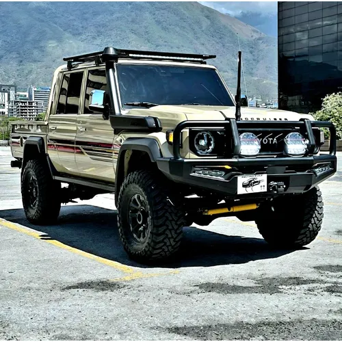 Picape Toyota Land Cruiser Hembrita LX 2025 en Caracas — foto 4