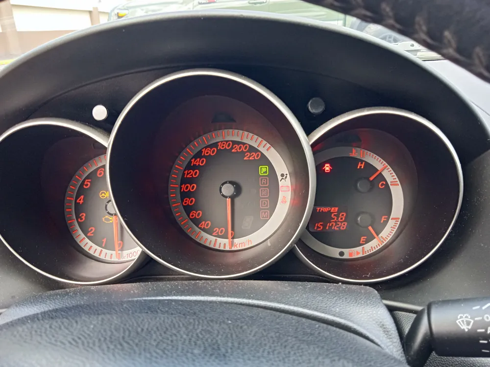 Sedã Mazda 3 2008 en Caracas — foto 10