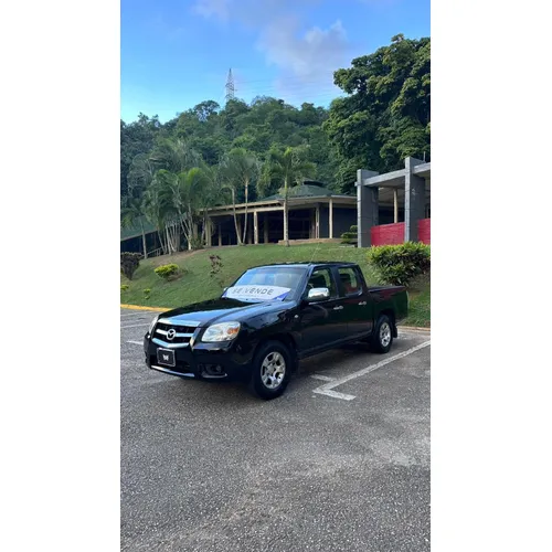 Picape Mazda BT-50 2012 en Caracas — foto 2