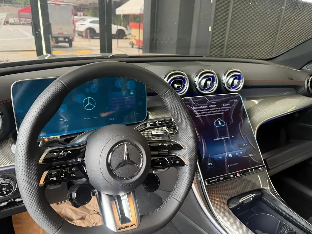 Sedã Mercedes-Benz C 43 2027 en Maracaibo — foto 5