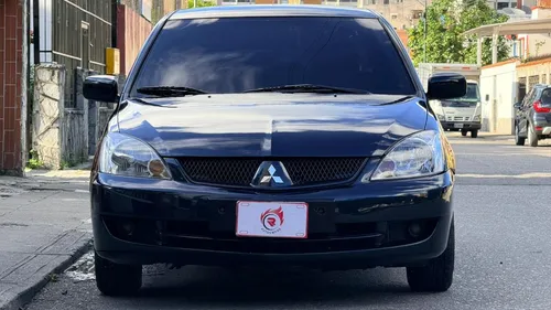 Sedã Mitsubishi Lancer 2014 en Caracas