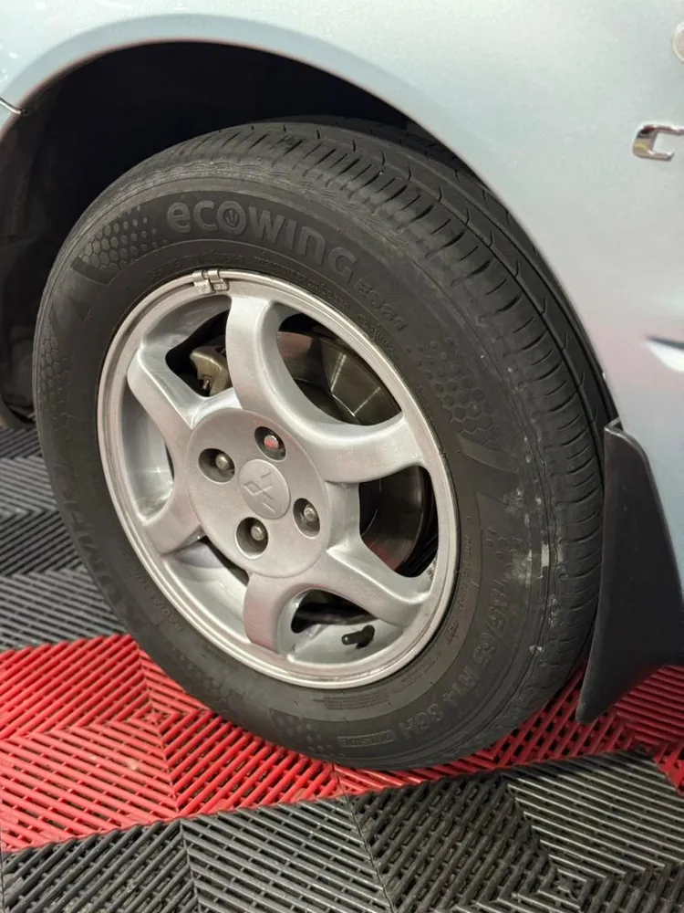 Sedã Mitsubishi Lancer GLX 2012 en Caracas — foto 15