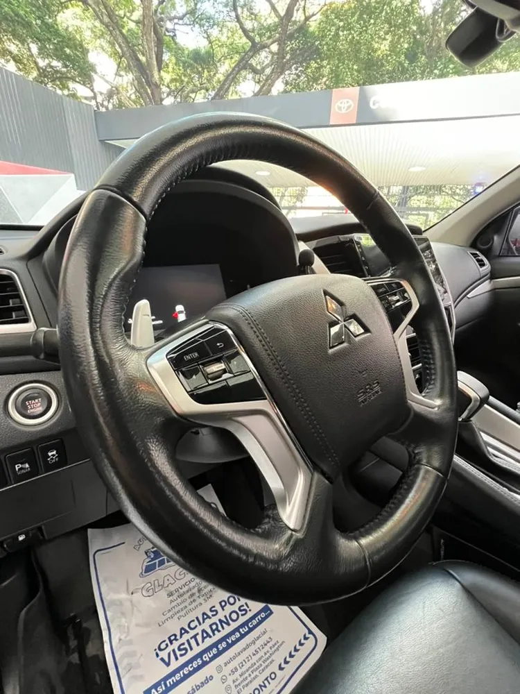 Caminhonete Mitsubishi Pajero Sport 2020 en Caracas — foto 11
