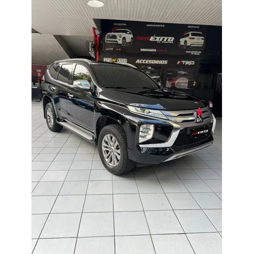 Caminhonete Mitsubishi Pajero Sport 2020 en Caracas — foto 8