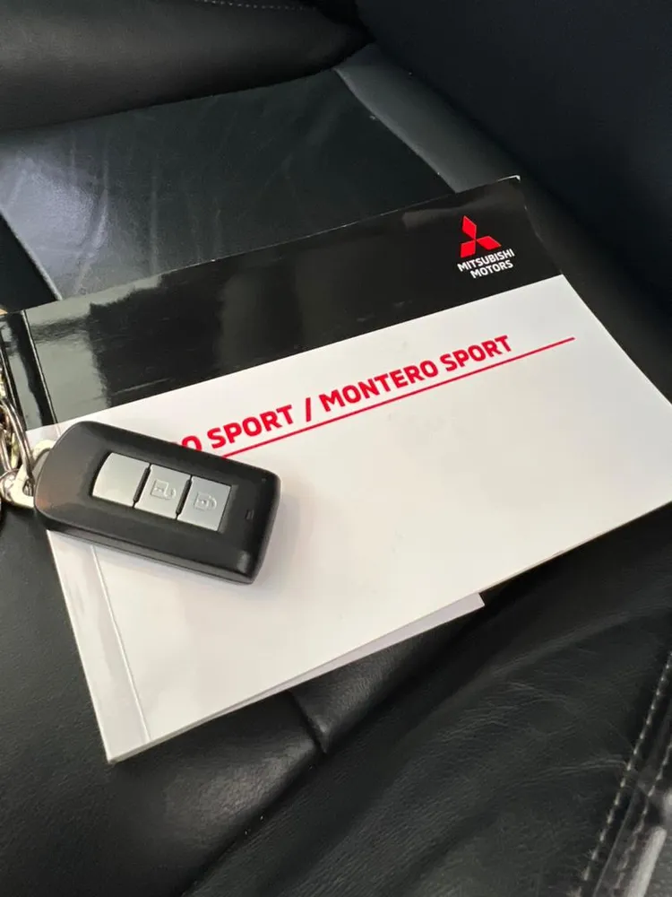 Caminhonete Mitsubishi Pajero Sport 2020 en Caracas — foto 9