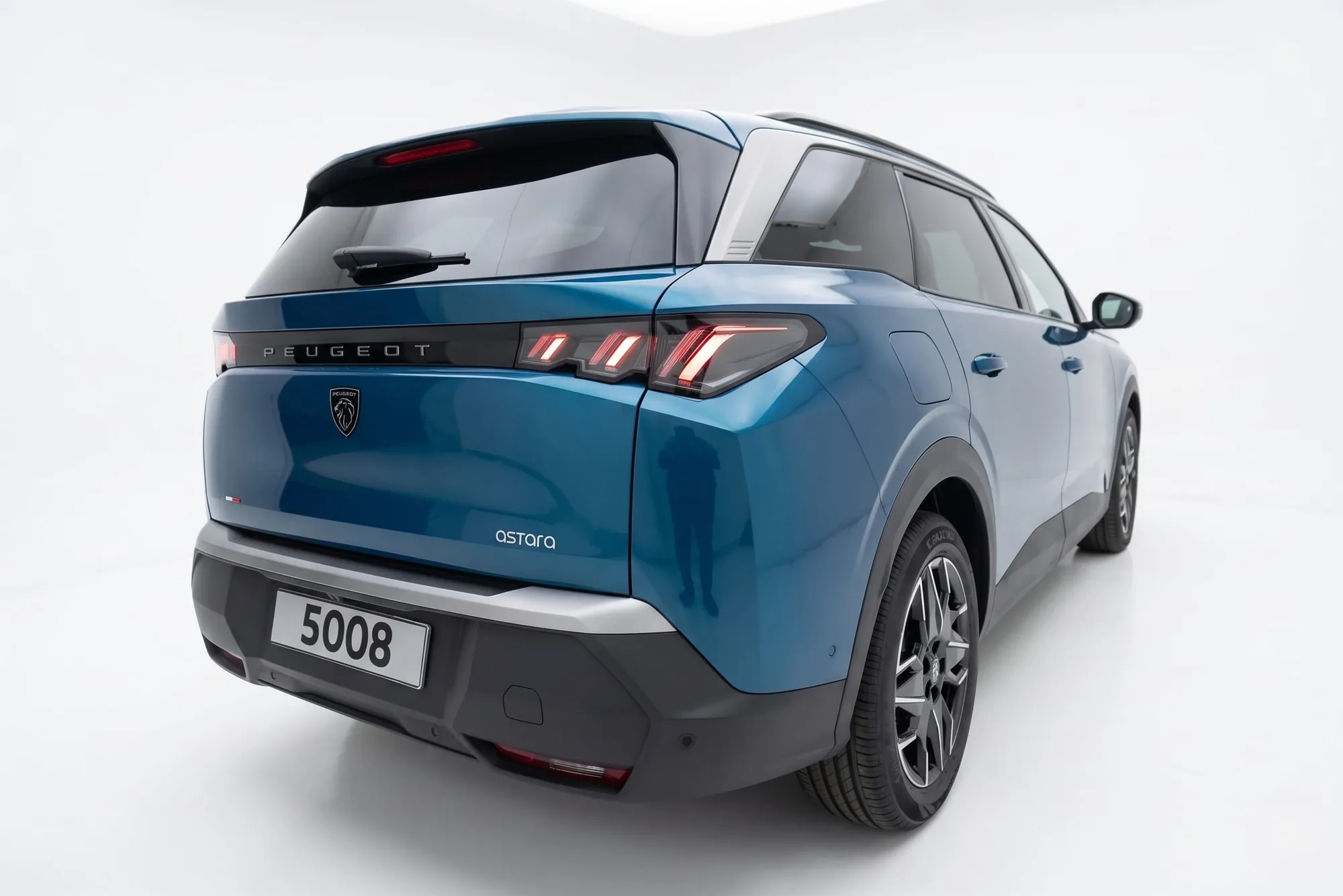 SUV Peugeot 5008 2026 en Caracas — foto 3