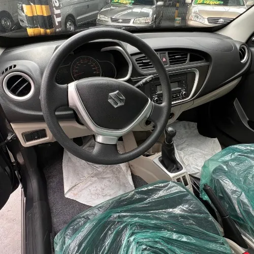 Hatchback Suzuki Alto 2024 en Caracas — foto 11