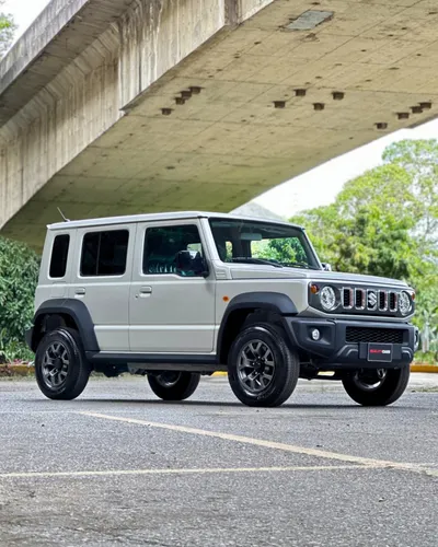 Caminhonete Suzuki Jimny GLX 2026 en Caracas