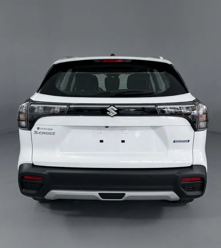 SUV Suzuki S-Cross Hybrid 2027 en Caracas — foto 4